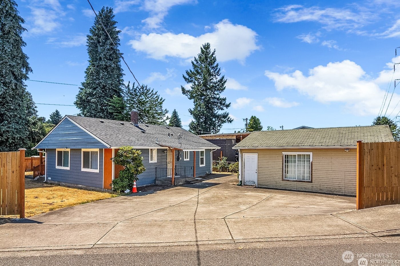 7660 S 126th Street , Seattle, WA 98178