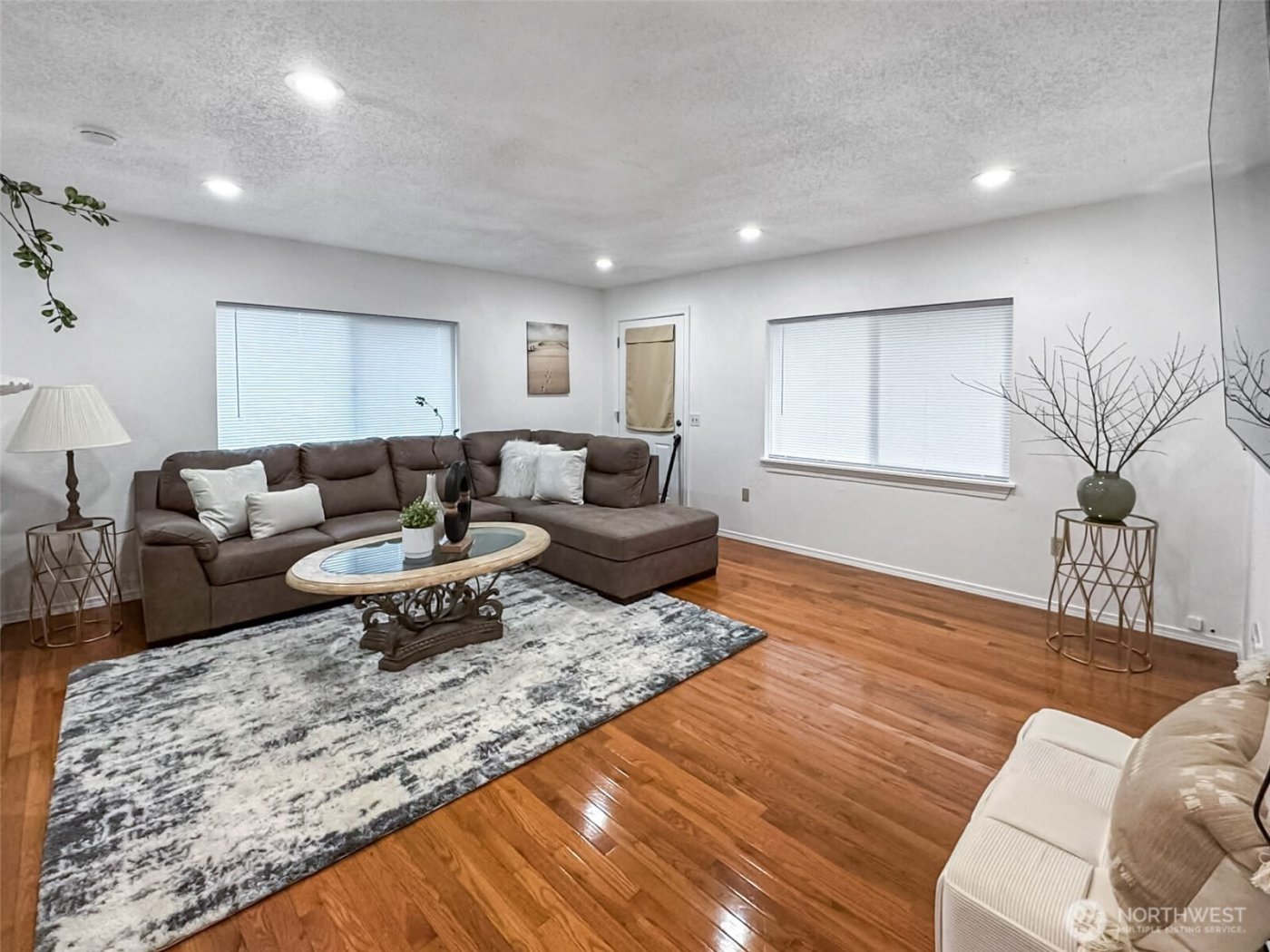 7660 S 126th Street , Seattle, WA 98178