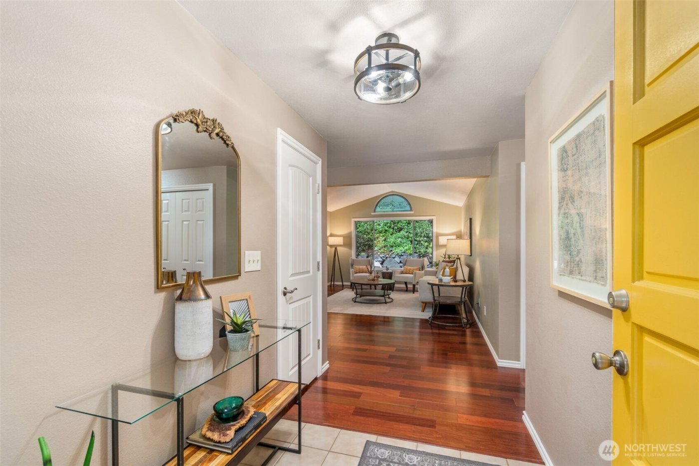 21007 Pioneer Way , Edmonds, WA 98026