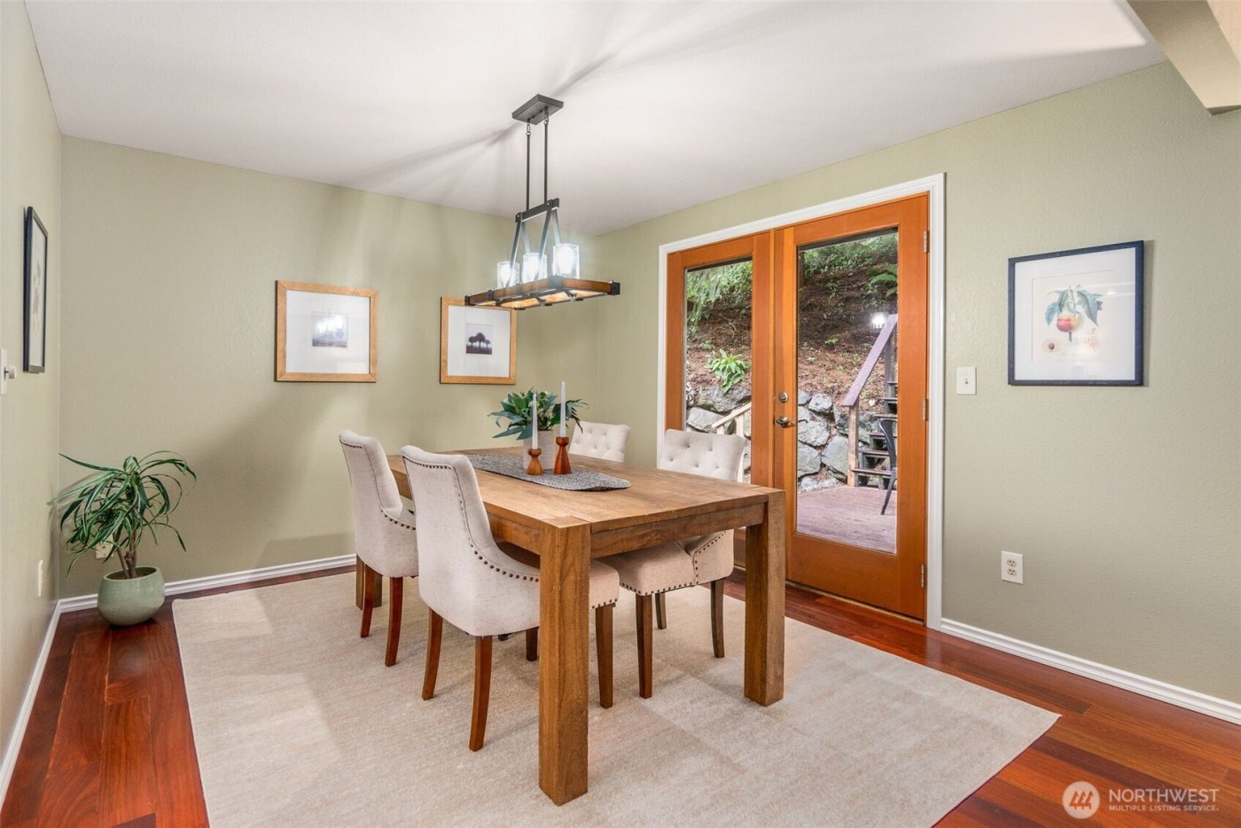 21007 Pioneer Way , Edmonds, WA 98026