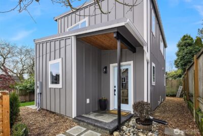 7521 12th Avenue NW, Seattle, WA 98117