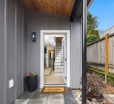 7521 12th Avenue NW, Seattle, WA 98117 - Photo 2