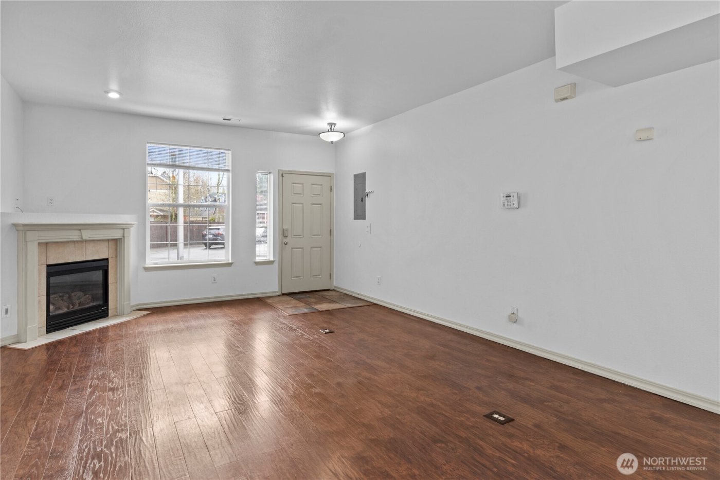 11203 6th Avenue E, Tacoma, WA 98445