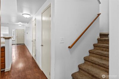 11203 6th Avenue E, Tacoma, WA 98445 - Photo 12