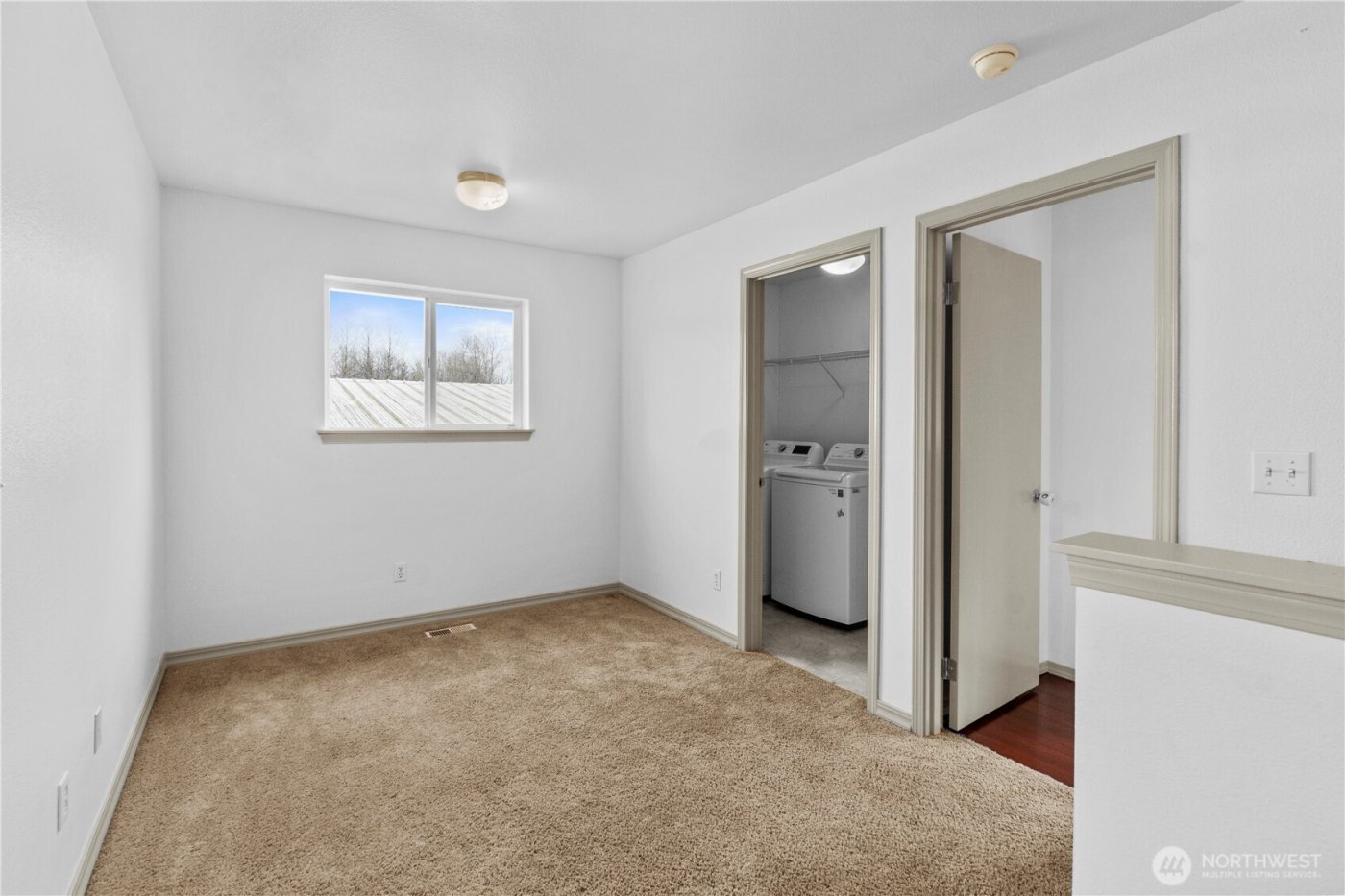11203 6th Avenue E, Tacoma, WA 98445