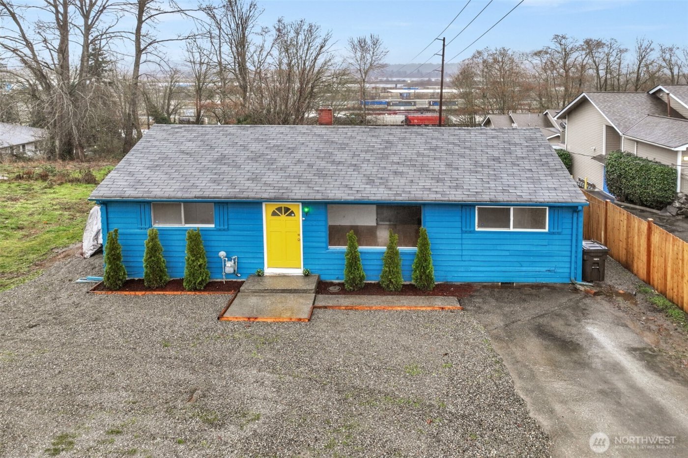 833 E Marine View Drive , Everett, WA 98201