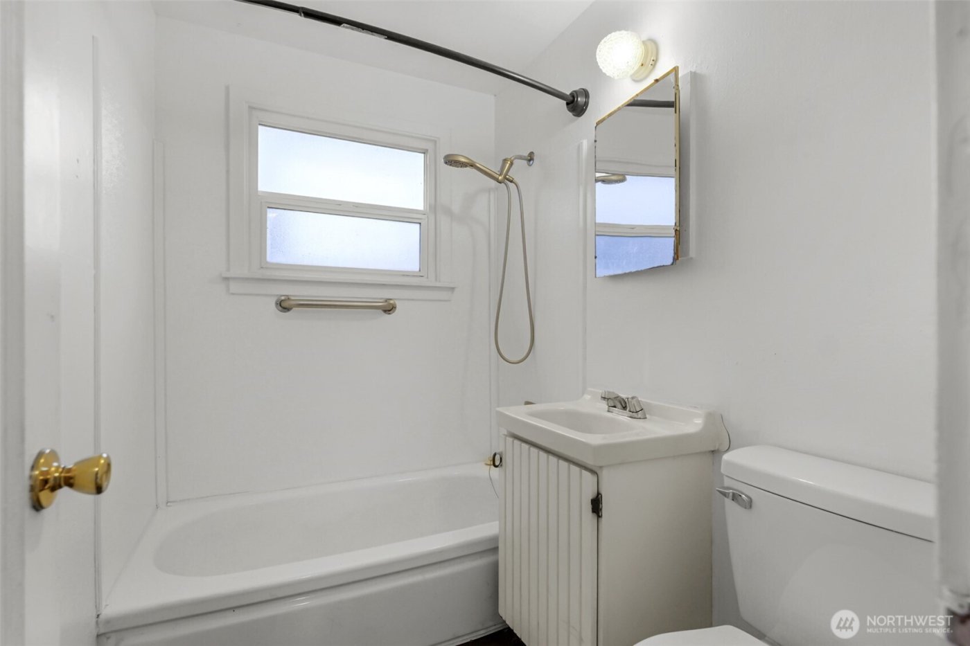 833 E Marine View Drive , Everett, WA 98201