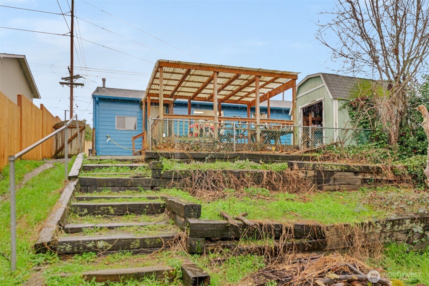 833 E Marine View Drive , Everett, WA 98201