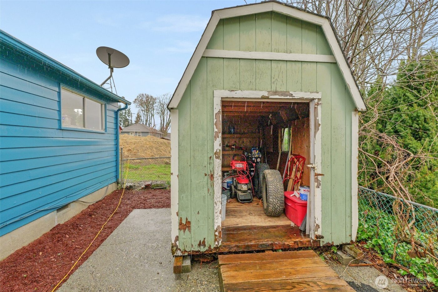 833 E Marine View Drive , Everett, WA 98201