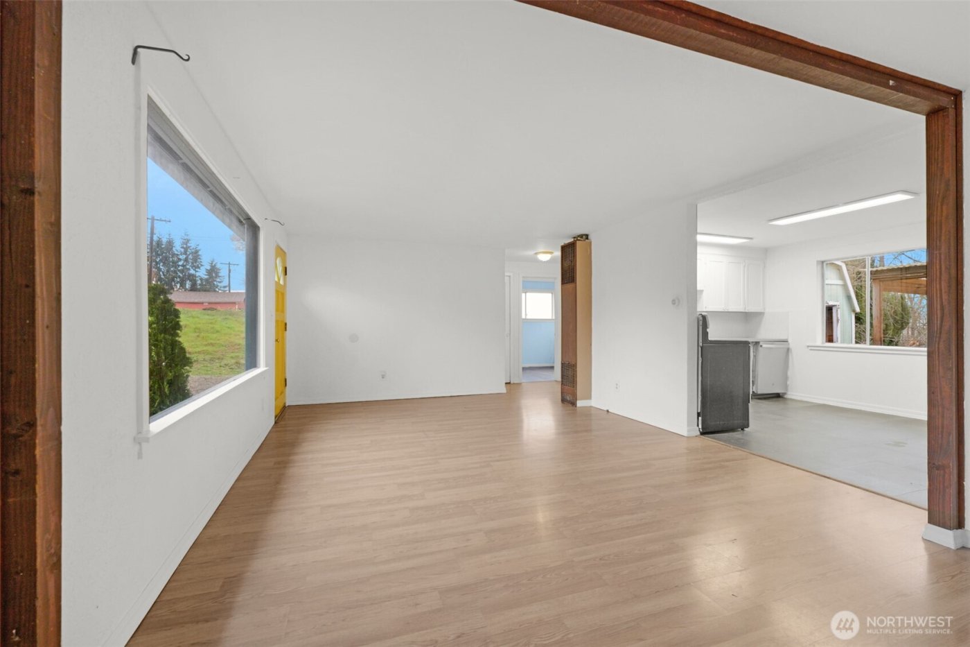 833 E Marine View Drive , Everett, WA 98201