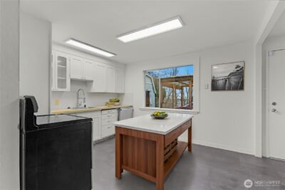 833 E Marine View Drive , Everett, WA 98201 - Photo 10