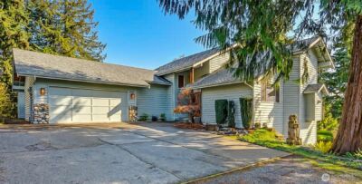 2710 Viewcrest Avenue , Everett, WA 98203