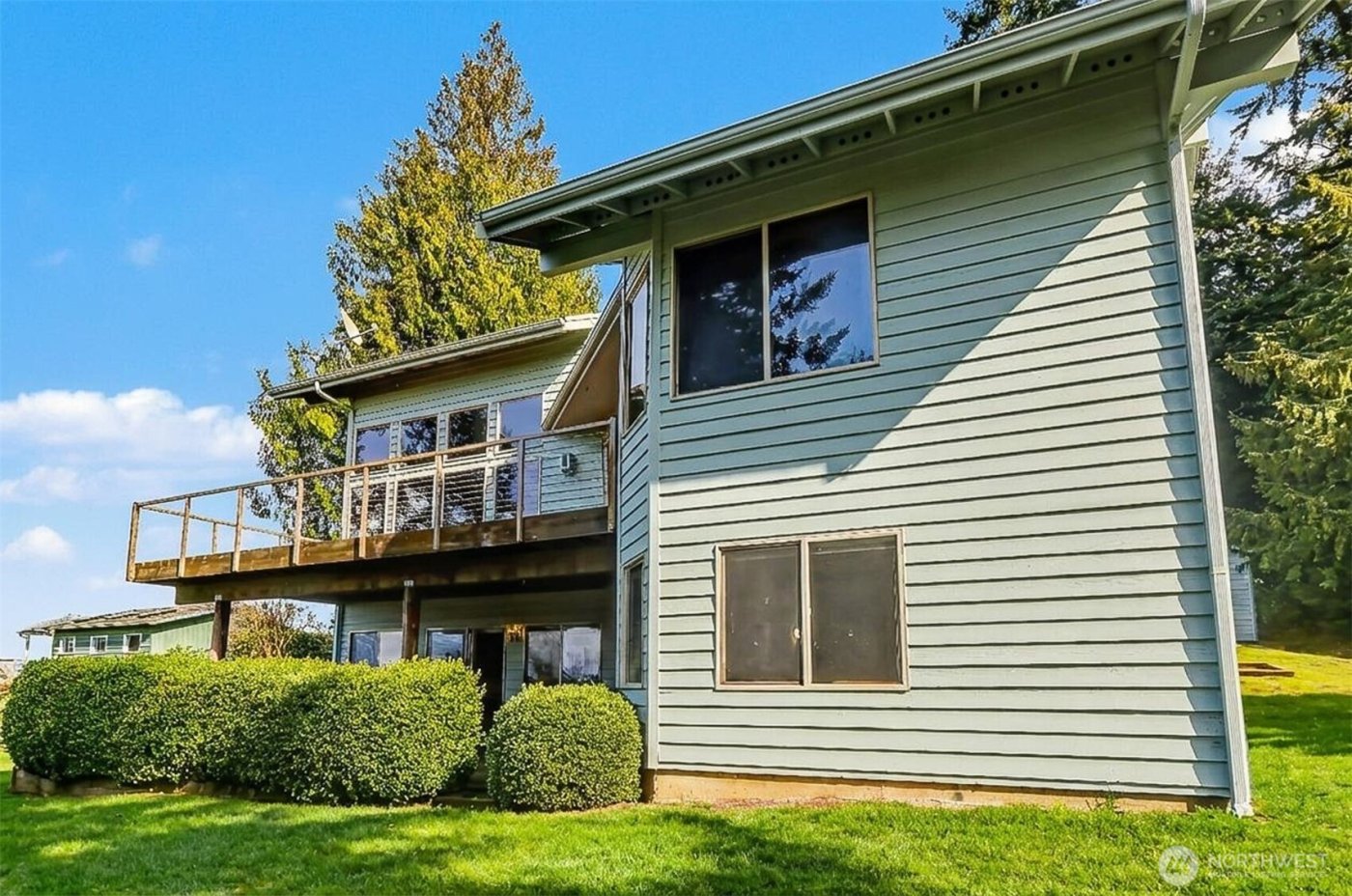 2710 Viewcrest Avenue , Everett, WA 98203