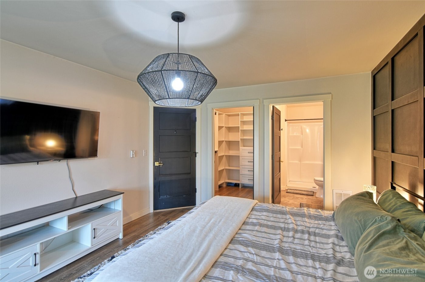 8833 1st Street NE #J-104, Lake Stevens, WA 98258