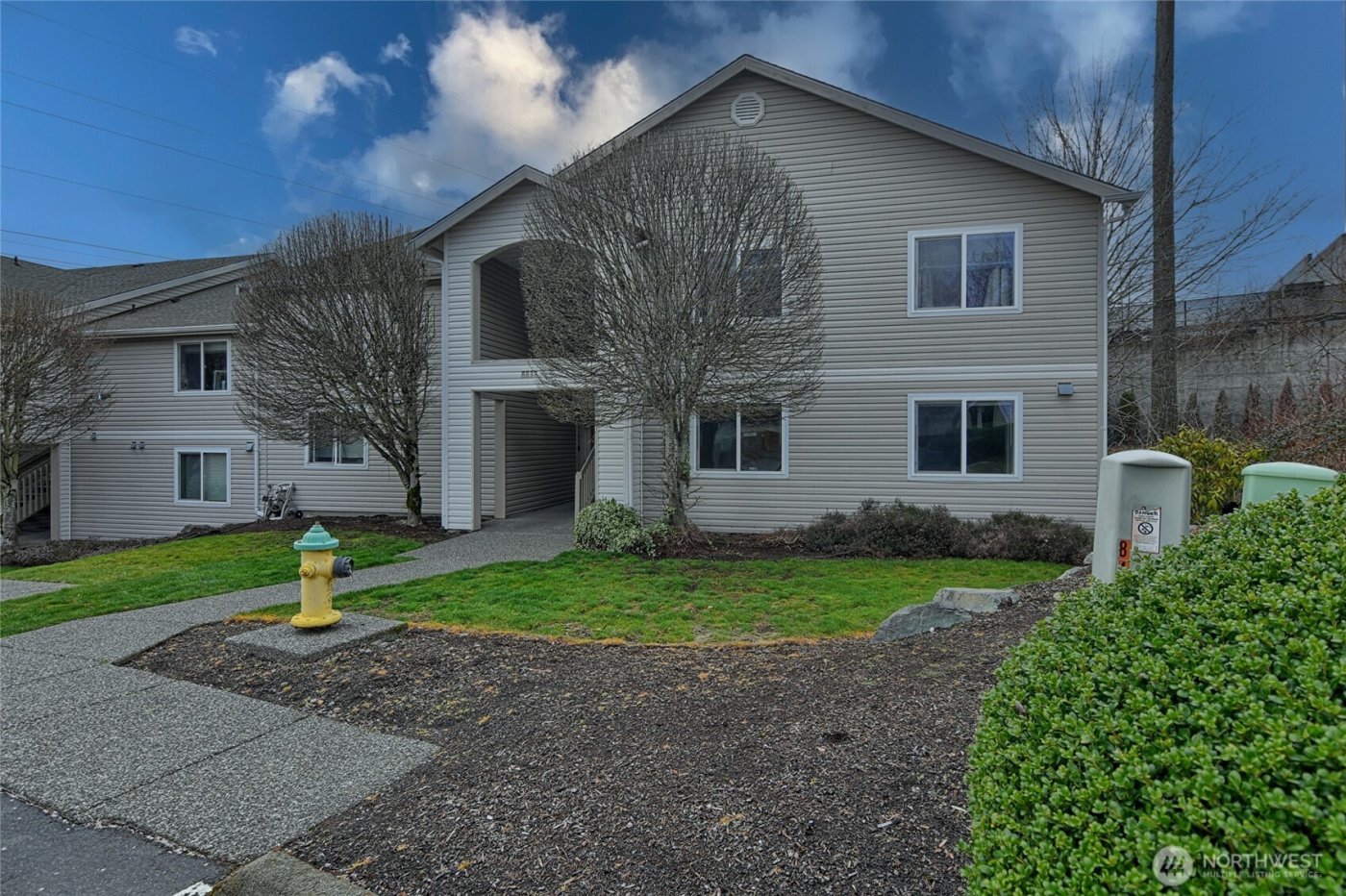 8833 1st Street NE #J-104, Lake Stevens, WA 98258