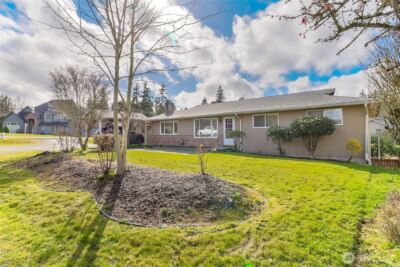 8520 Woodland Avenue E, Puyallup, WA 98371 - Photo 2