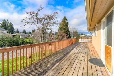 8520 Woodland Avenue E, Puyallup, WA 98371 - Photo 9