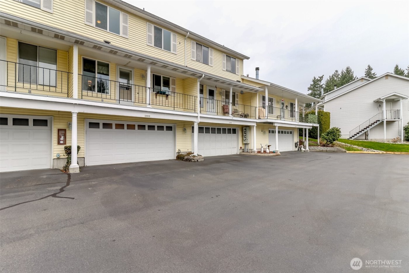 32612 3rd Place S #18C, Federal Way, WA 98003