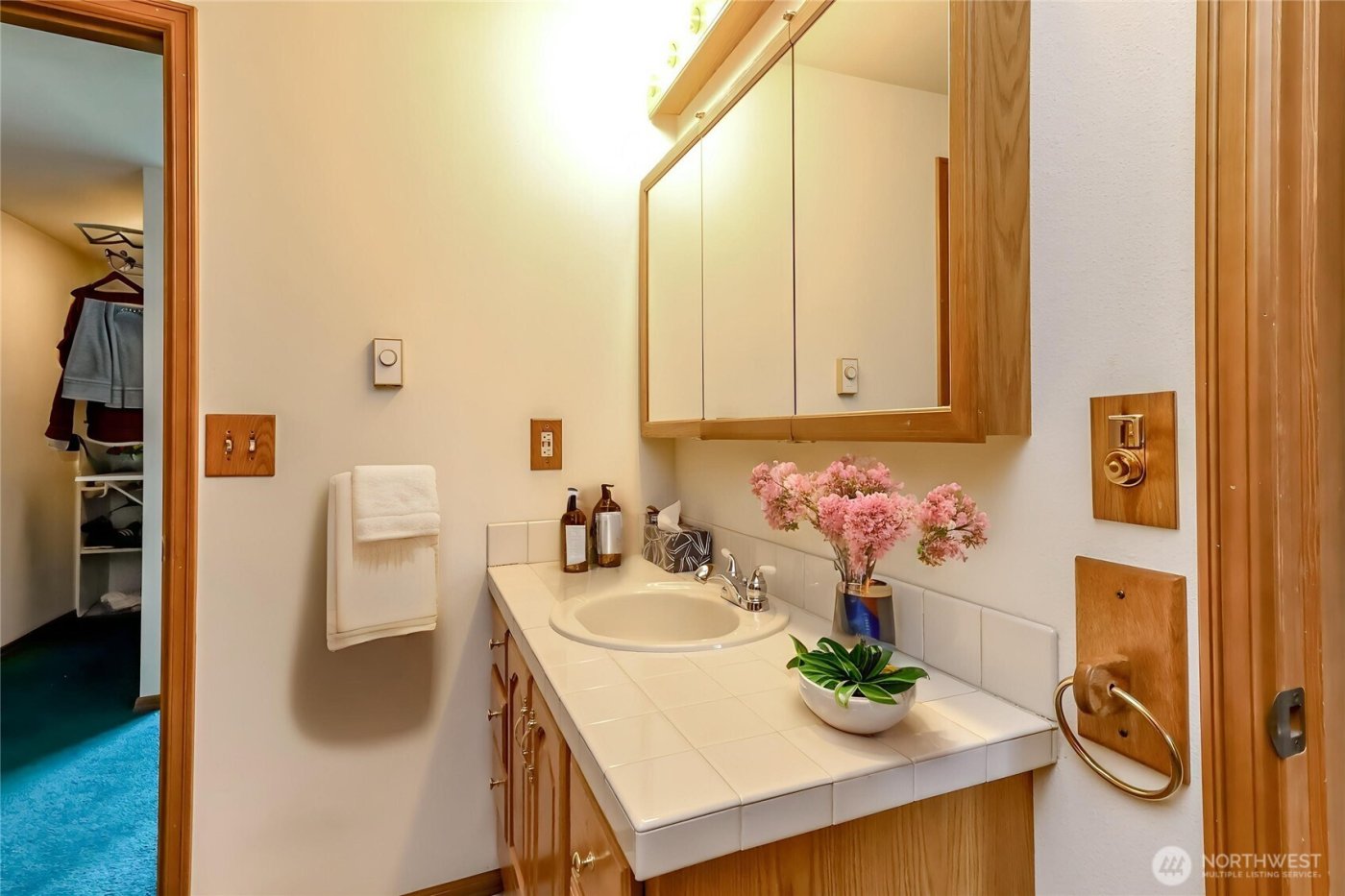 32612 3rd Place S #18C, Federal Way, WA 98003