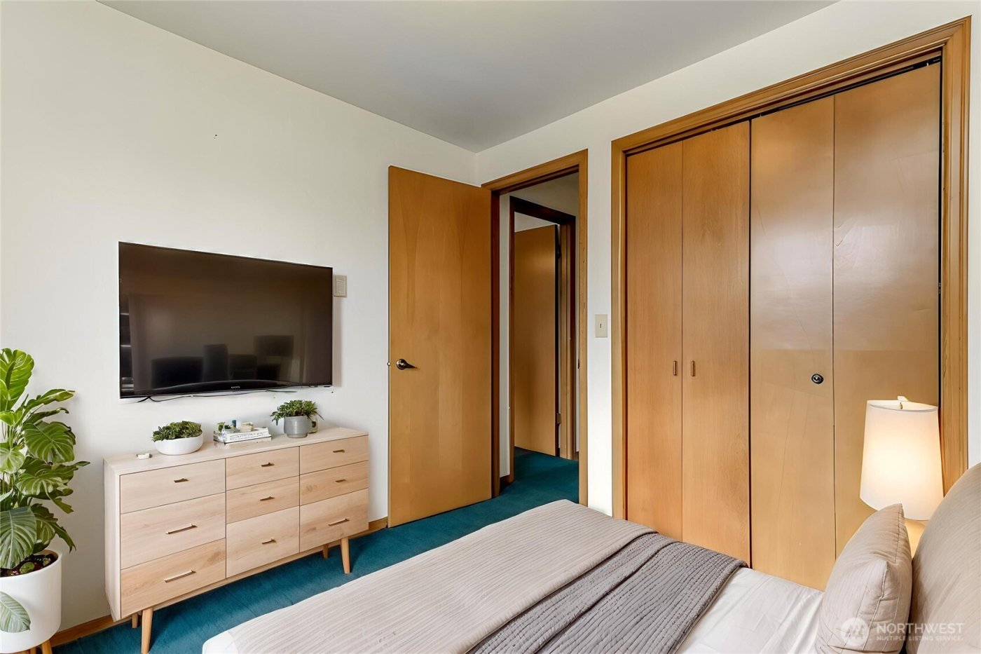 32612 3rd Place S #18C, Federal Way, WA 98003