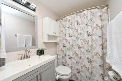 3400 25th Avenue W #101, Seattle, WA 98199 - Photo 6