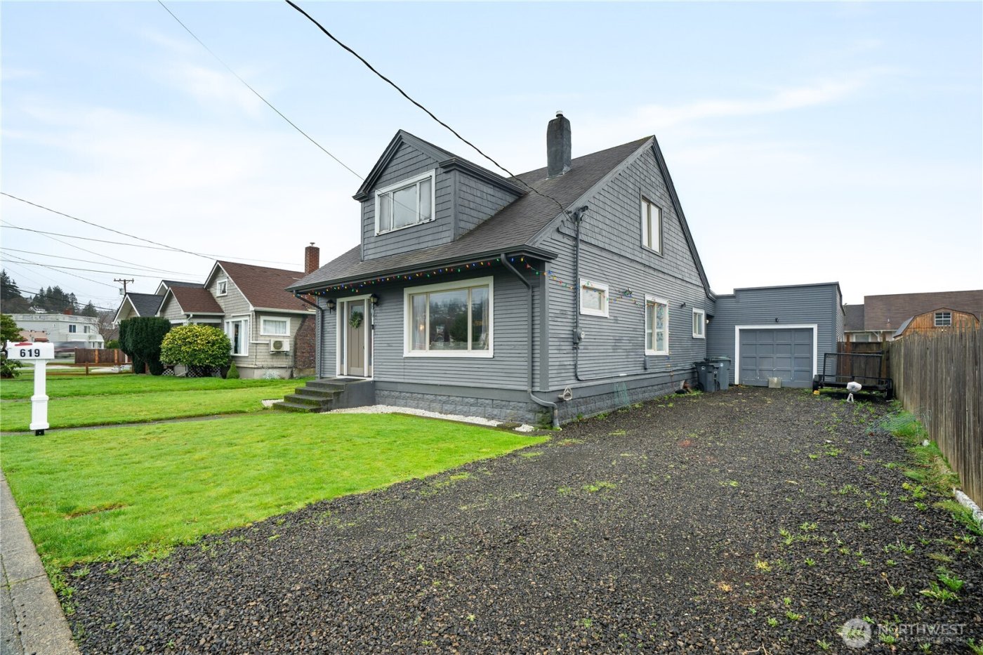 619 Spruce Street , Hoquiam, WA 98550