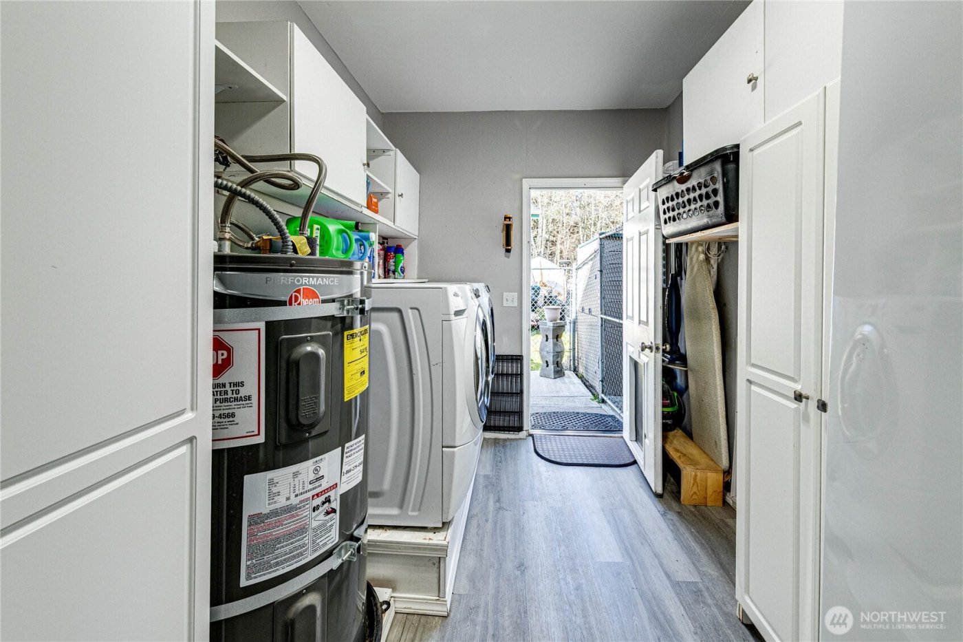 1833 W 12th Street , Port Angeles, WA 98363