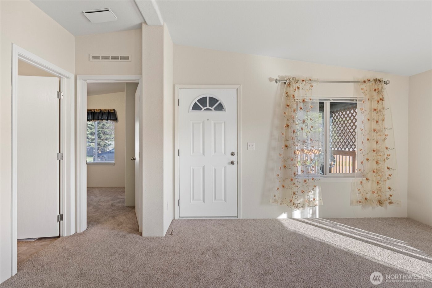 225 NE Ernst Street #73, Oak Harbor, WA 98277