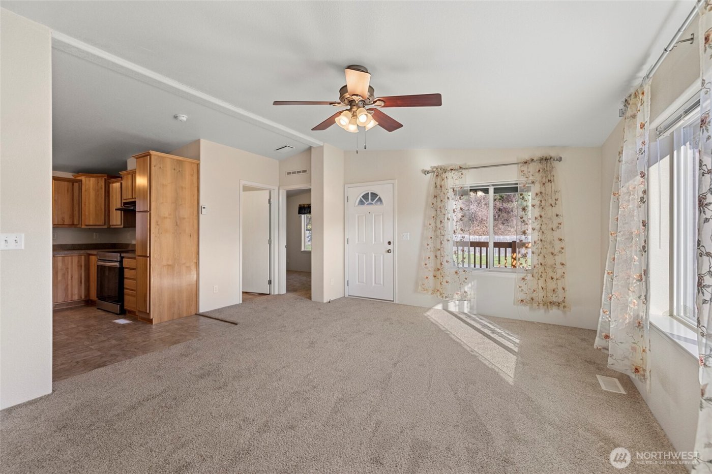 225 NE Ernst Street #73, Oak Harbor, WA 98277