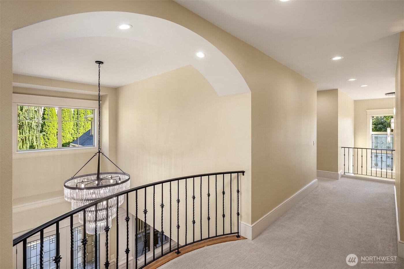 805 92nd Avenue NE, Bellevue, WA 98004