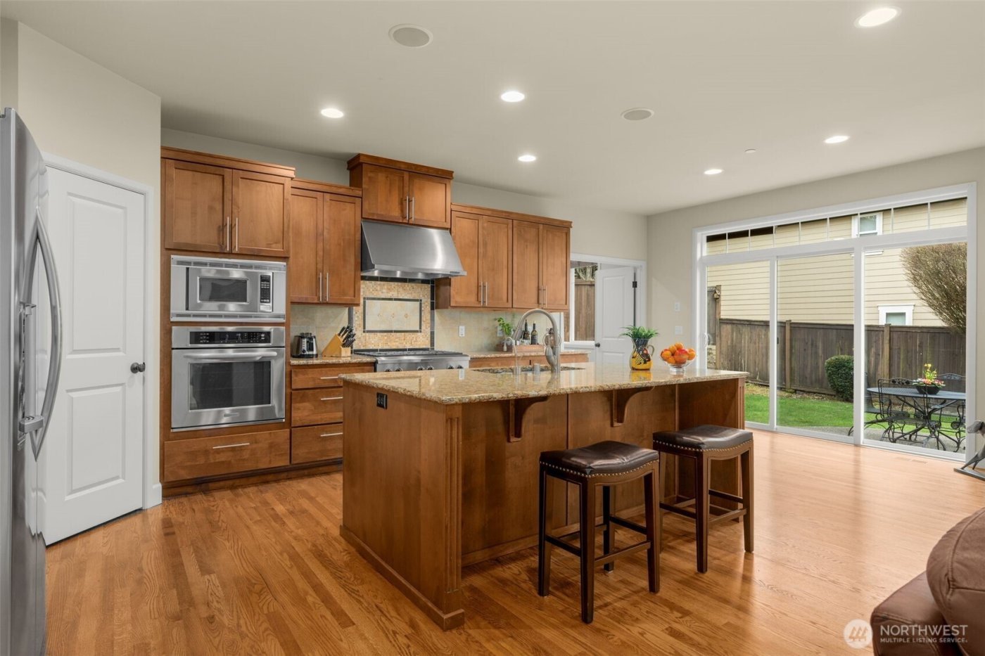 16763 NE 121st ST , Redmond, WA 98052