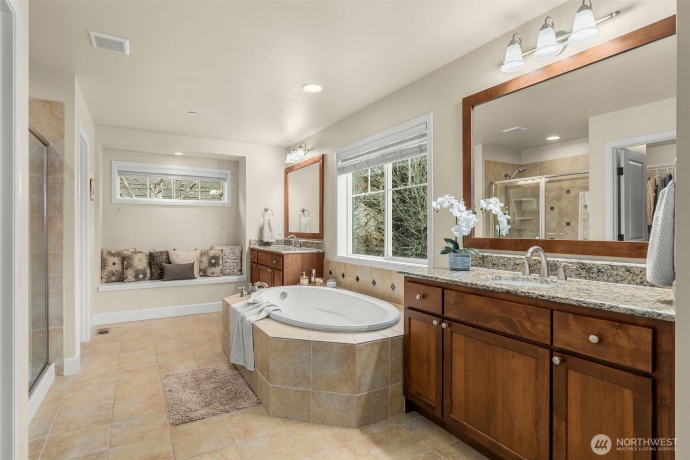 16763 NE 121st ST , Redmond, WA 98052