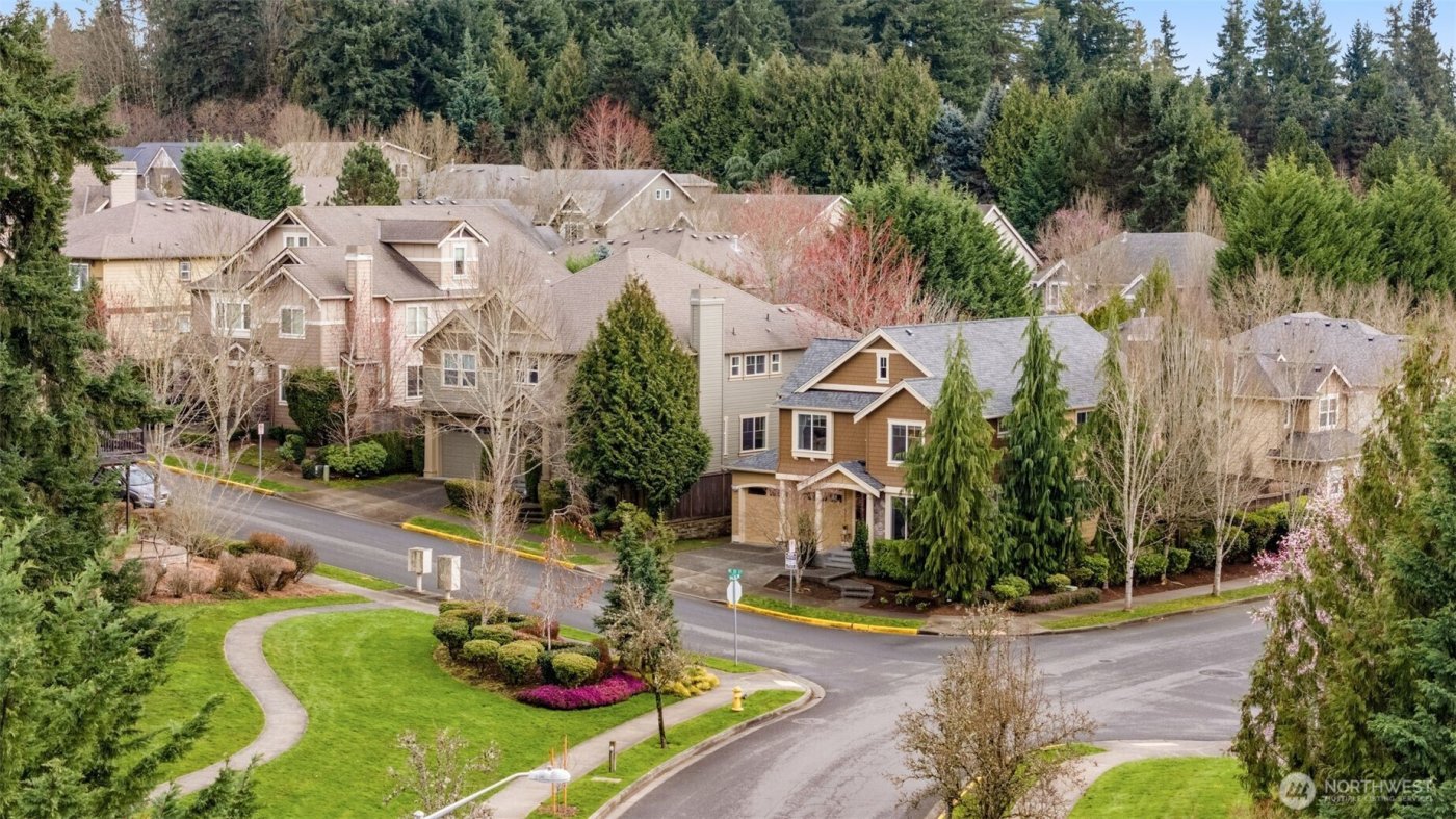 16763 NE 121st ST , Redmond, WA 98052