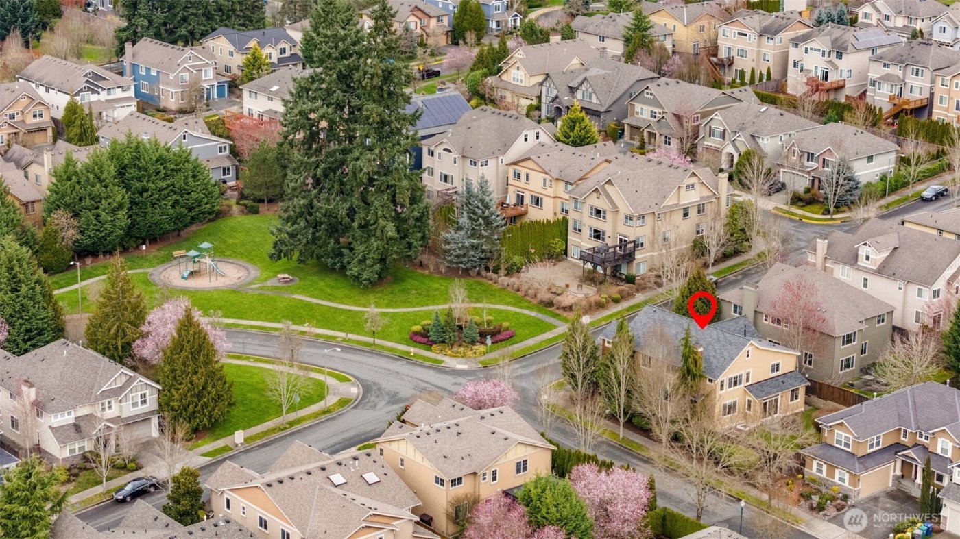 16763 NE 121st ST , Redmond, WA 98052