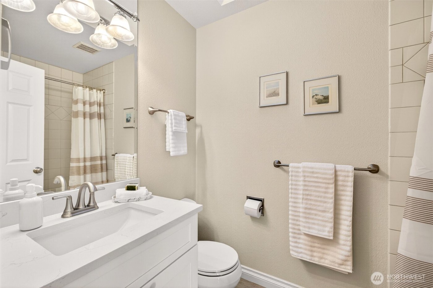 13603 179th Avenue NE, Redmond, WA 98052