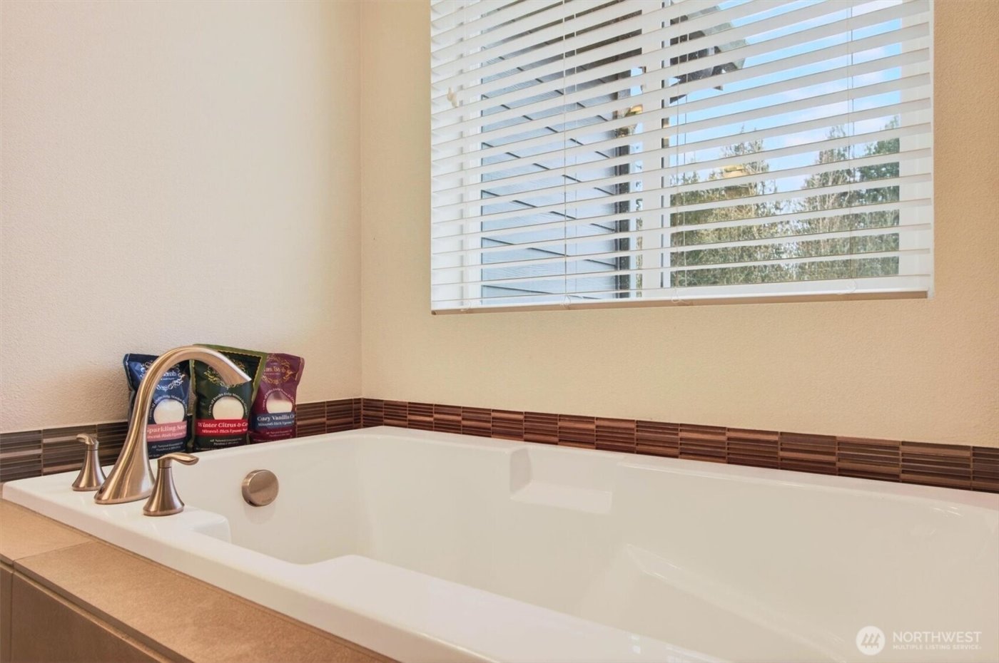 3731 S Willow Drive , Ridgefield, WA 98642