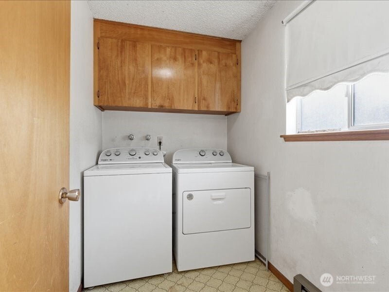702 West Ridge Drive , Omak, WA 98841