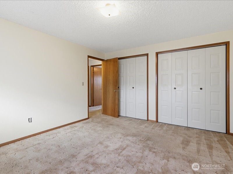 702 West Ridge Drive , Omak, WA 98841
