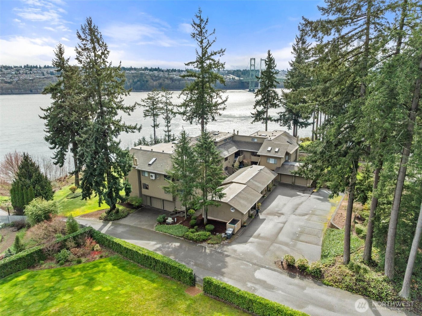 2021 Narrows View Circle NW #C122, Gig Harbor, WA 98335