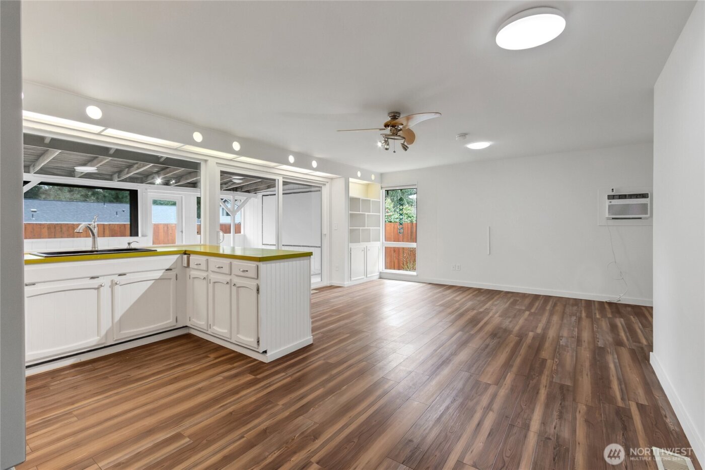 9814 Onyx Drive SW, Lakewood, WA 98498