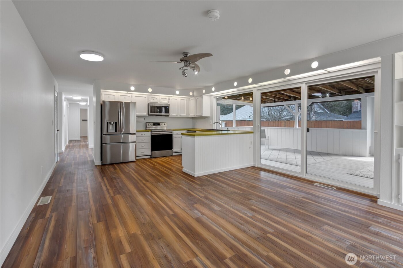 9814 Onyx Drive SW, Lakewood, WA 98498