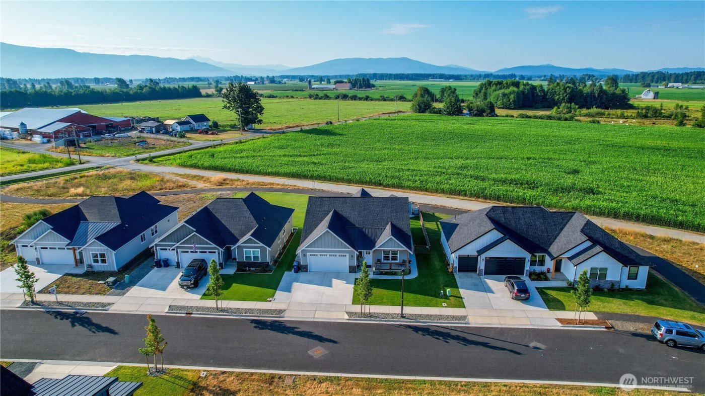 2068 Bowfin Way , Lynden, WA 98264