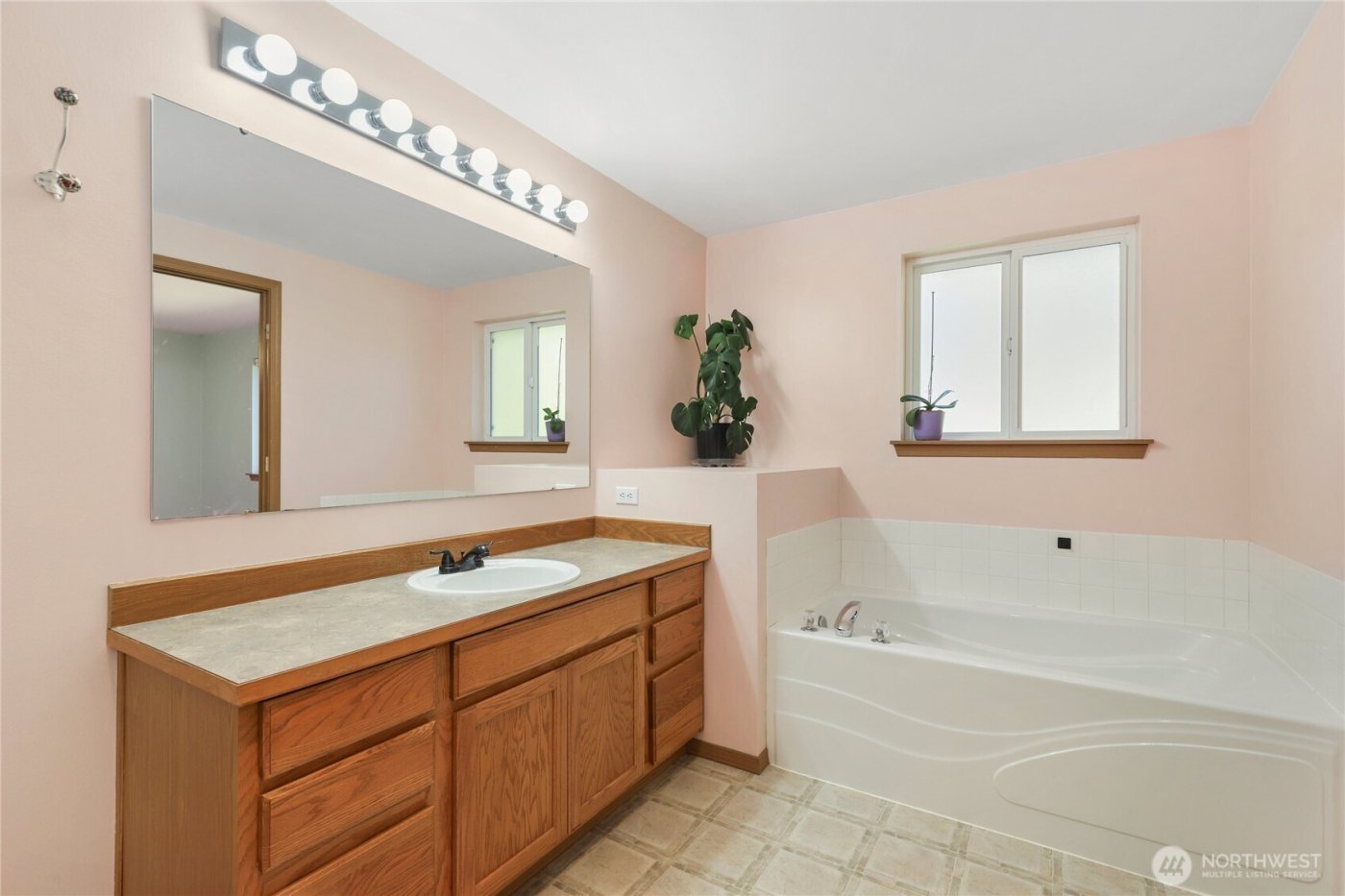 2461 Cantu Lane NW, Seabeck, WA 98380