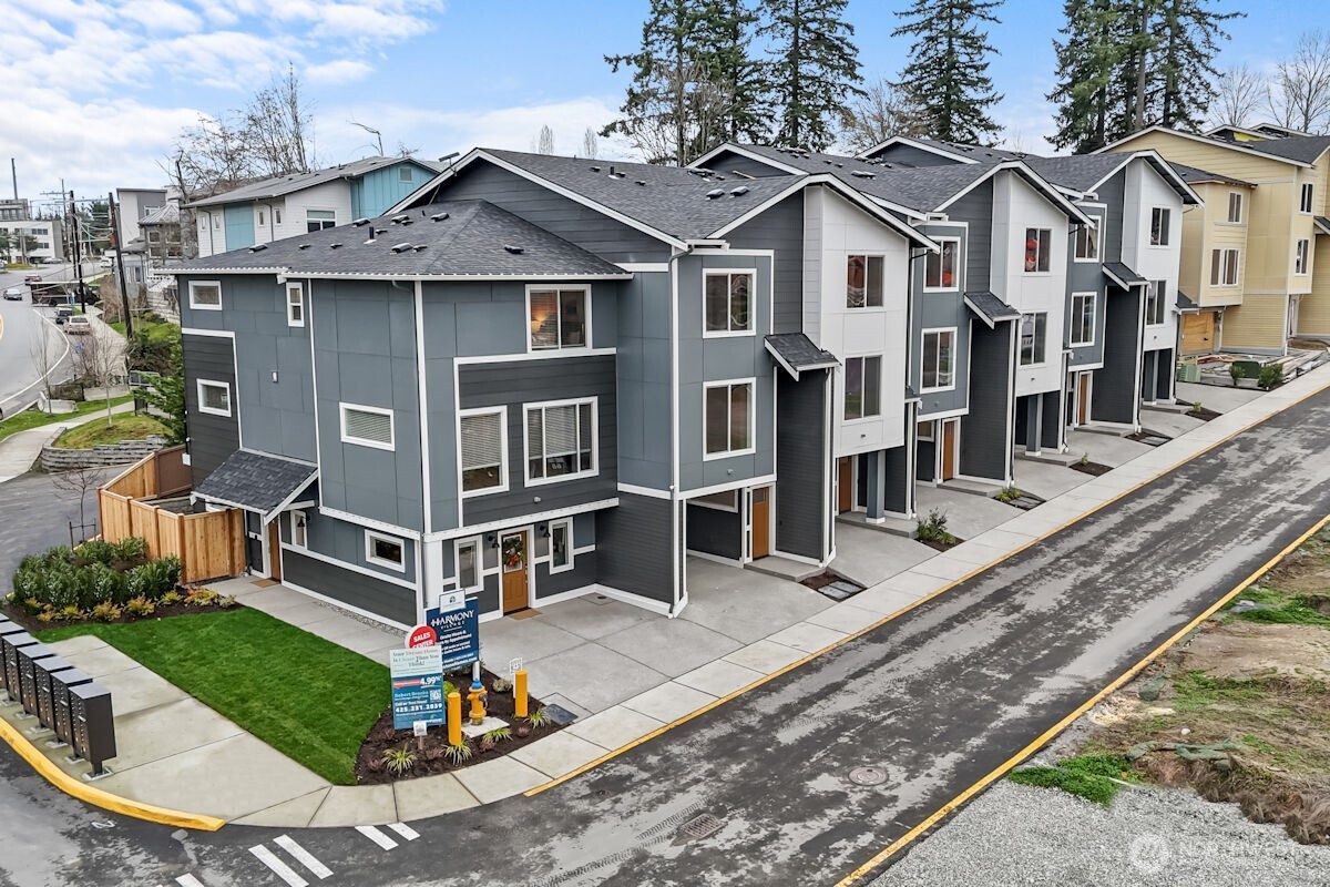 16823 Alder Way #E6, Lynnwood, WA 98037