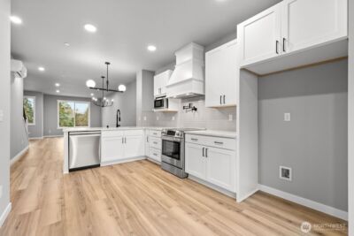 16823 Alder Way #E6, Lynnwood, WA 98037 - Photo 13