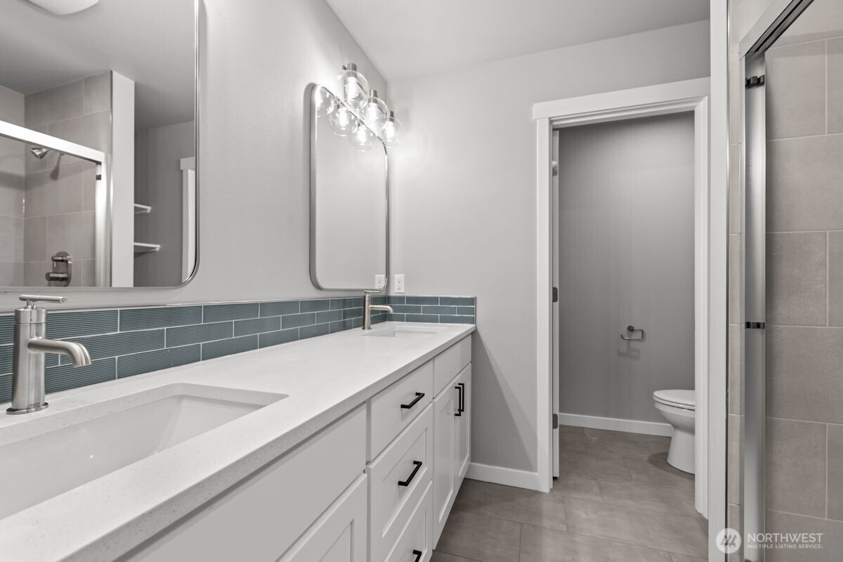 16823 Alder Way #E6, Lynnwood, WA 98037