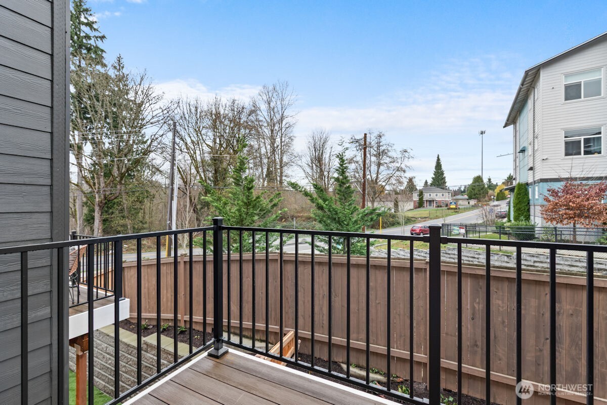 16823 Alder Way #E6, Lynnwood, WA 98037