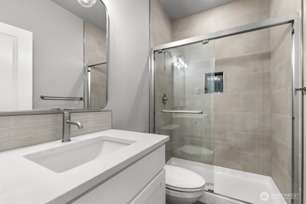 16823 Alder Way #E6, Lynnwood, WA 98037