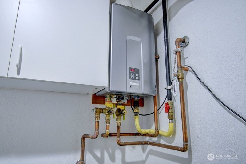 6127 Parkside Drive , Anacortes, WA 98221