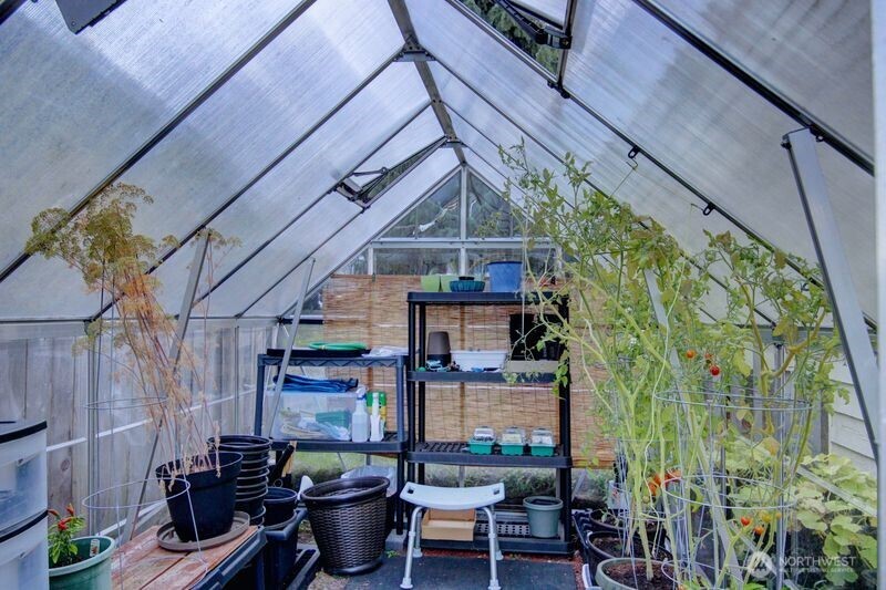 6127 Parkside Drive , Anacortes, WA 98221